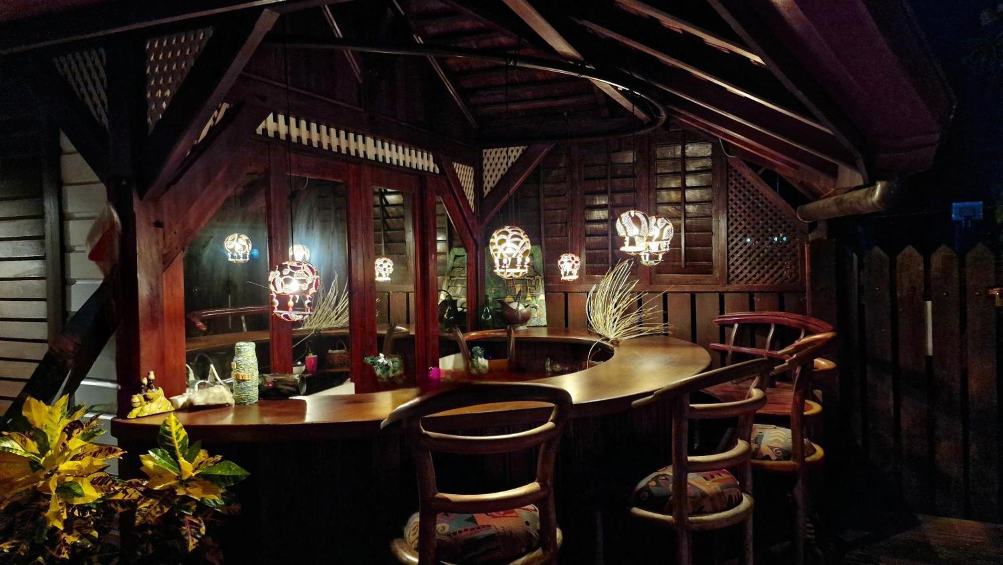 Greenheart Boutique Hotel パラマリボ エクステリア 写真