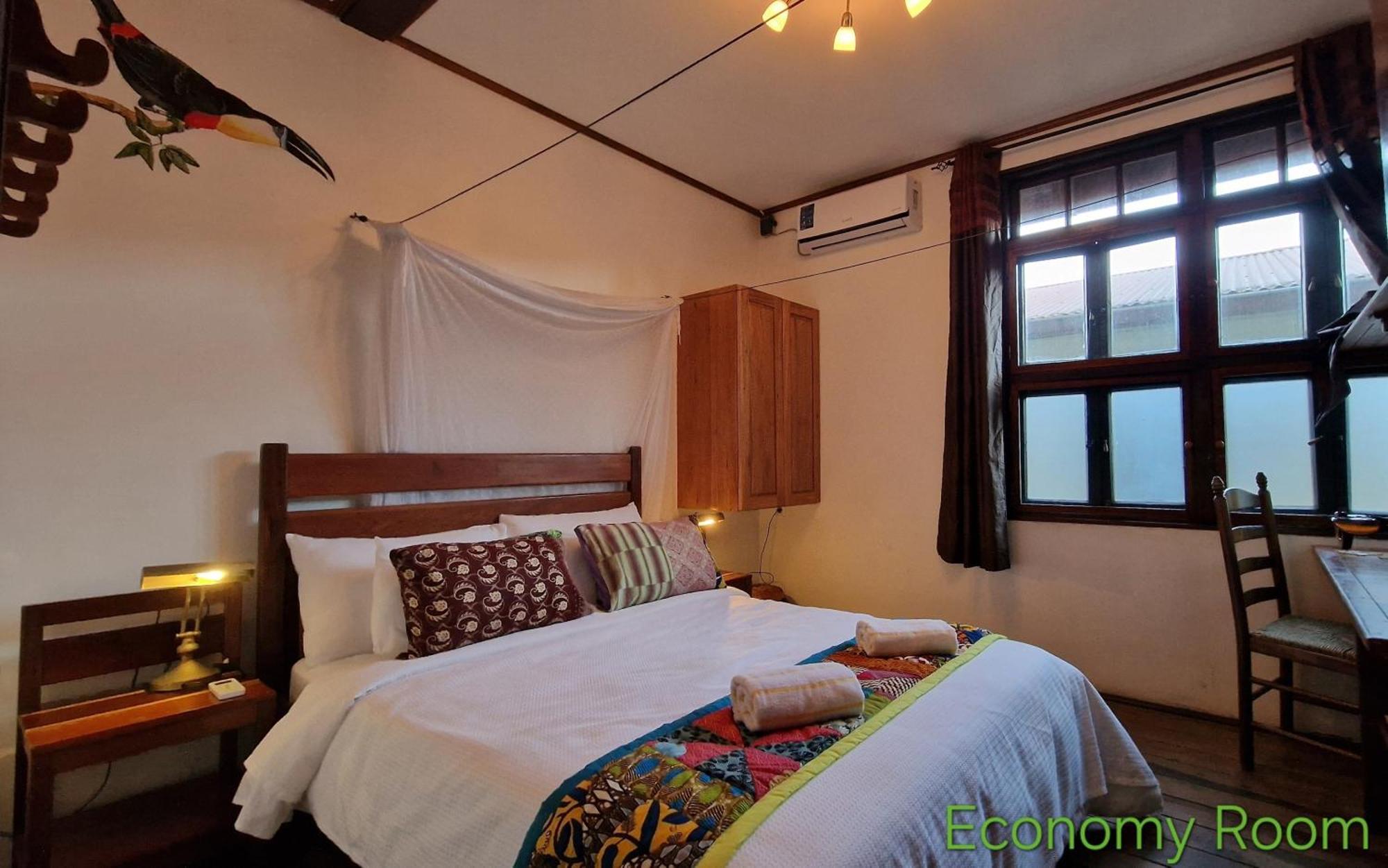 Greenheart Boutique Hotel パラマリボ エクステリア 写真