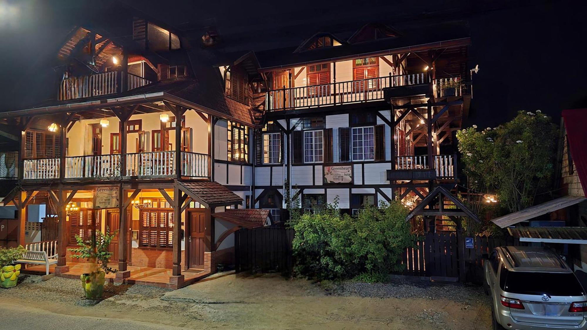 Greenheart Boutique Hotel パラマリボ エクステリア 写真
