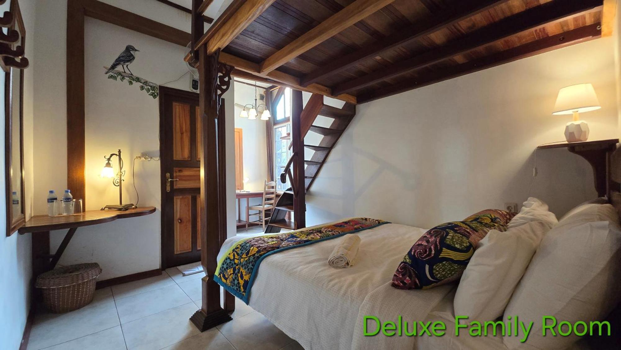 Greenheart Boutique Hotel パラマリボ エクステリア 写真