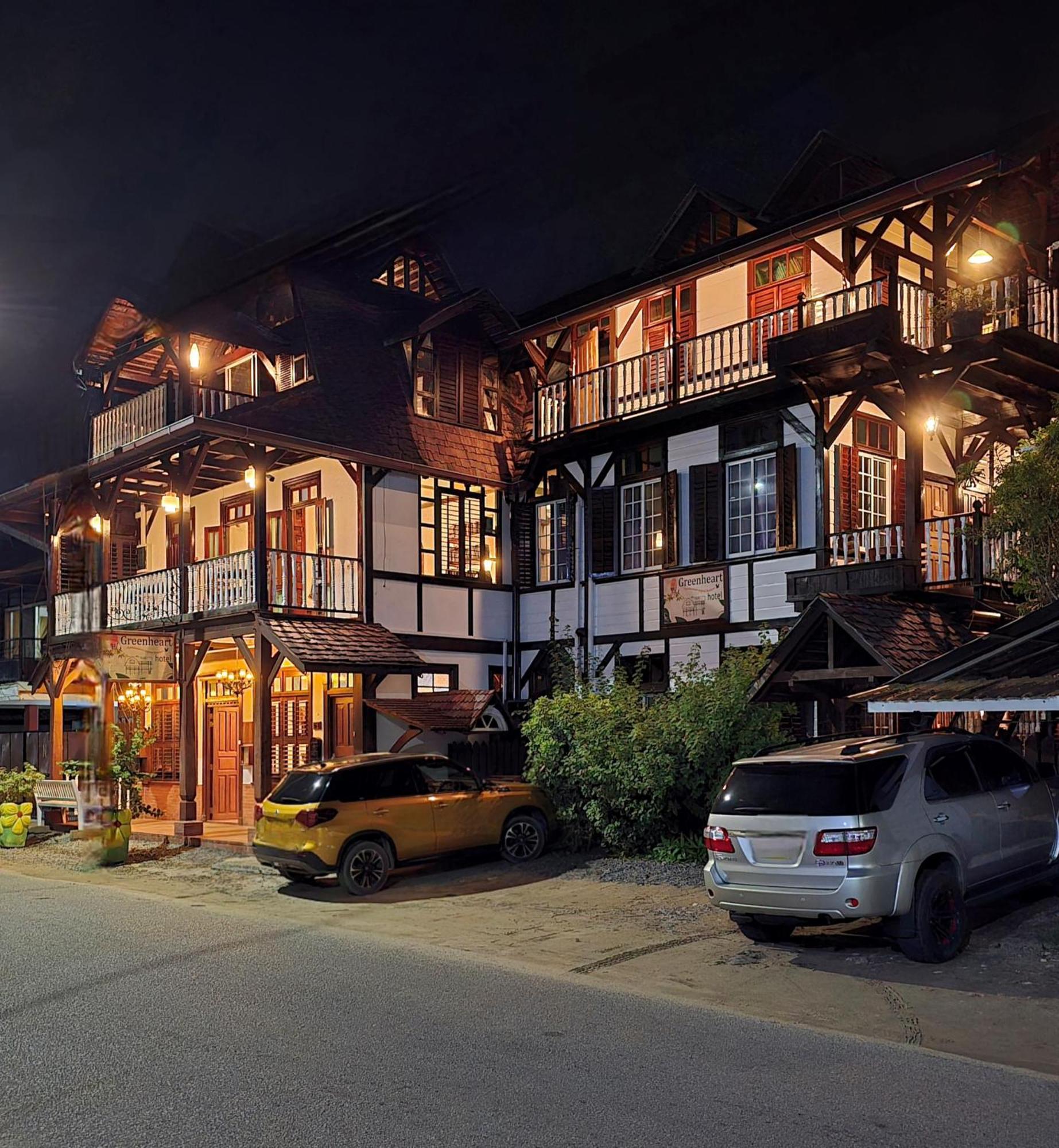 Greenheart Boutique Hotel パラマリボ エクステリア 写真